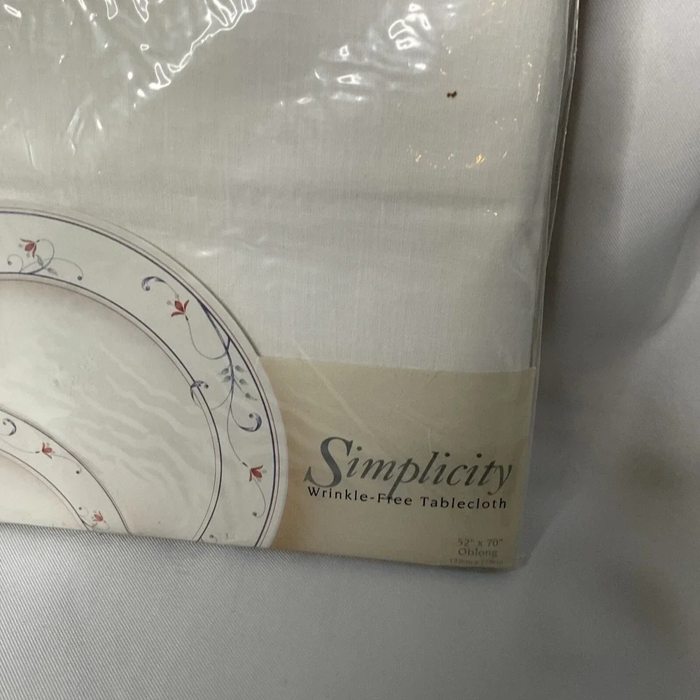 Filene's Tablecloth By Bardwil Off White Oblong 52 X70 Poly Cotton New Old Stock